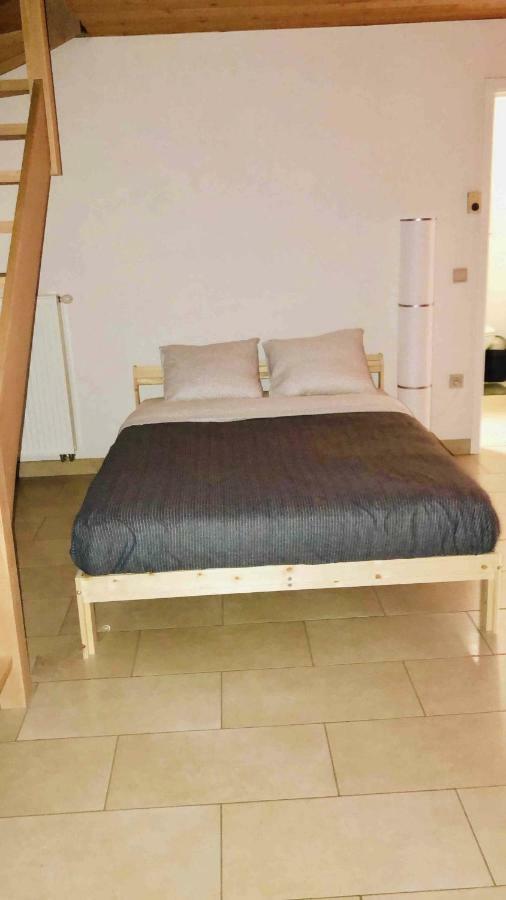 Groot appartement nabij Brugge met eigen badkamer! Damme Buitenkant foto