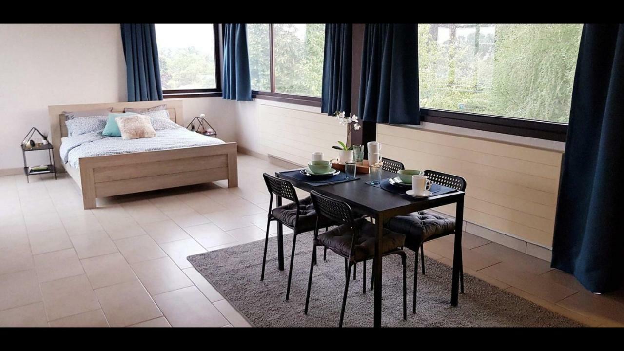 Groot appartement nabij Brugge met eigen badkamer! Damme Buitenkant foto